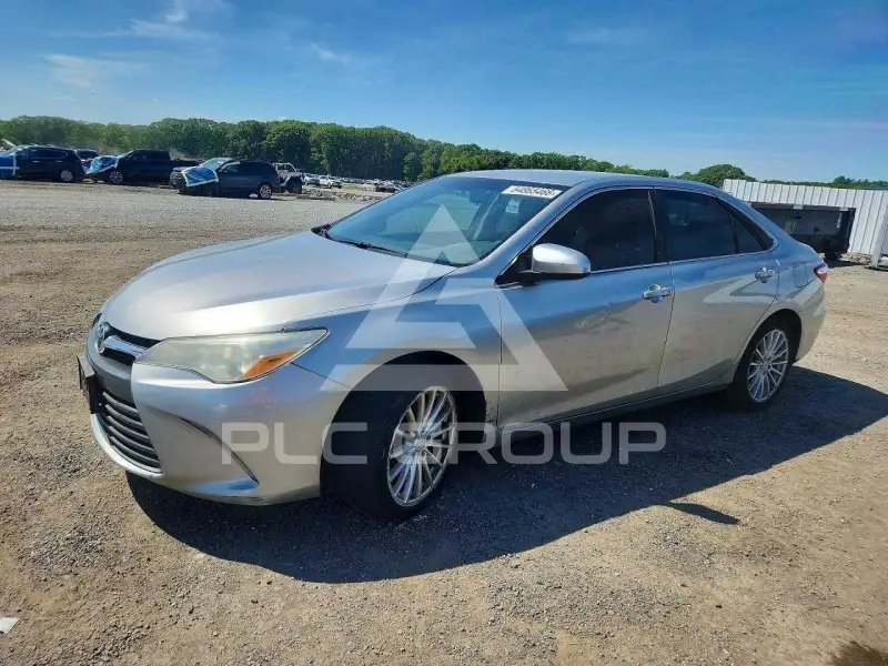 2015 Toyota CAMRY фото