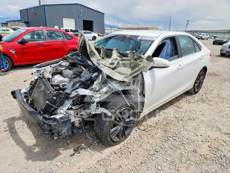 2015 Toyota CAMRY photo