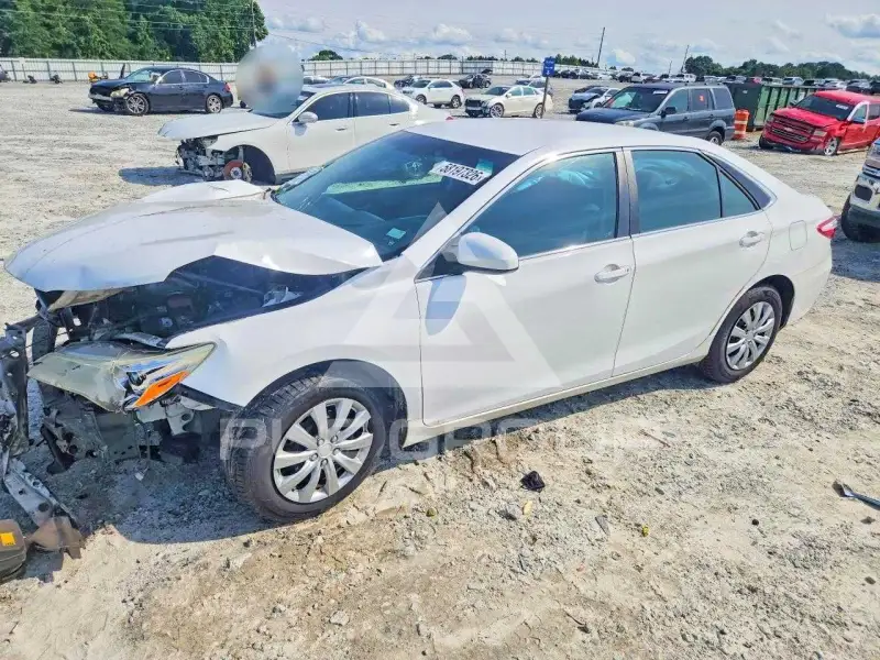 2015 Toyota CAMRY фото