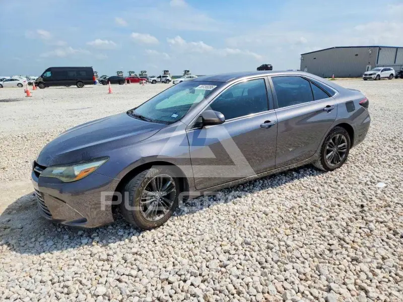 2015 Toyota CAMRY фото