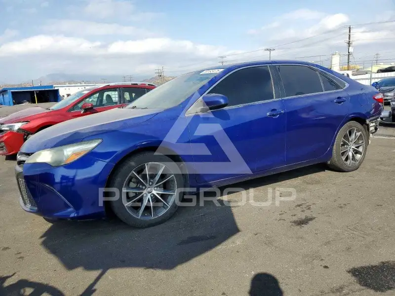 2015 Toyota CAMRY фото