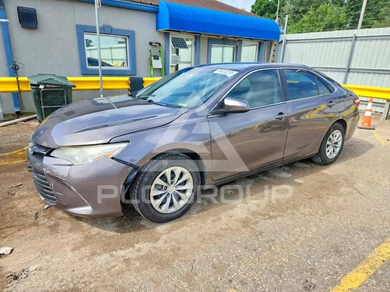 2015 Toyota CAMRY фото