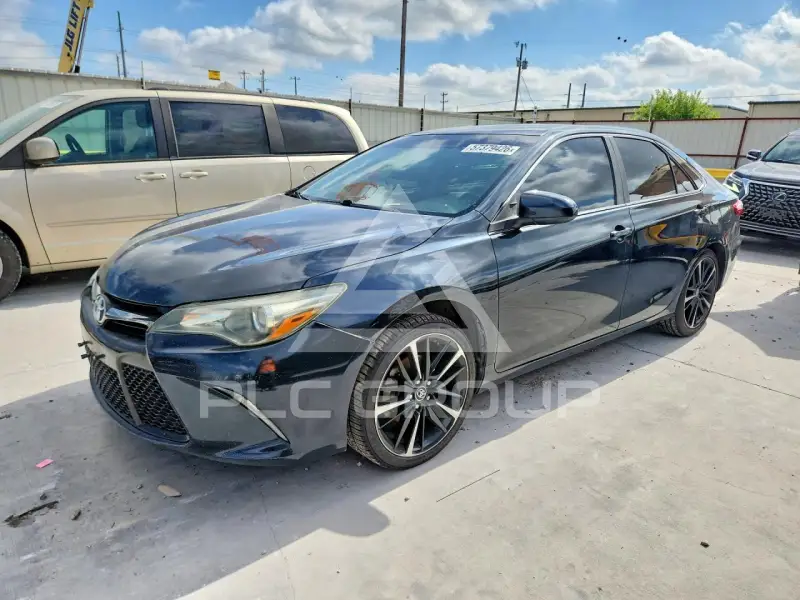 2015 Toyota CAMRY photo