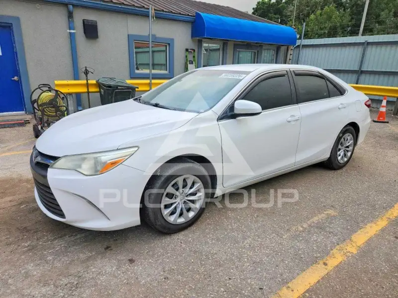 2015 Toyota CAMRY фото