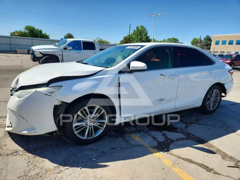 2015 Toyota CAMRY фото
