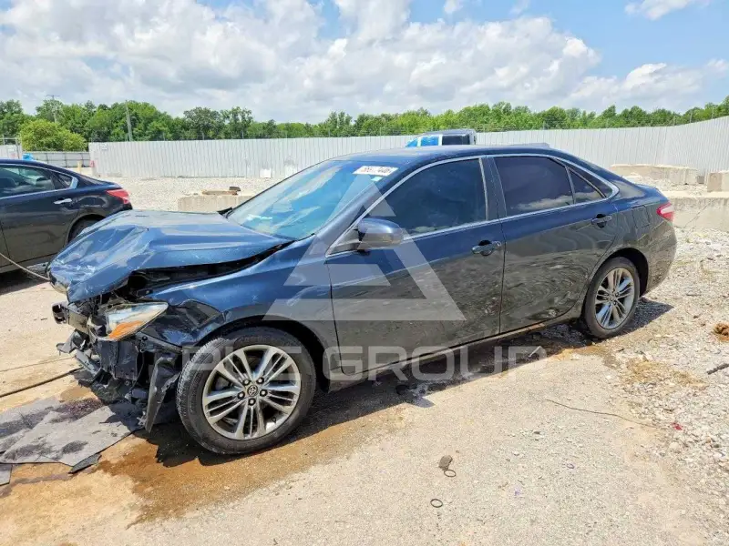 2015 Toyota CAMRY photo
