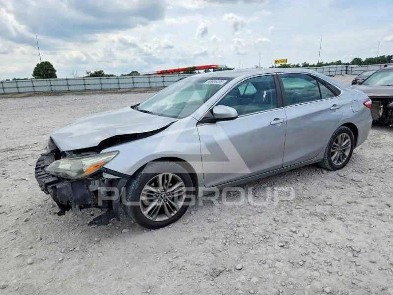 2015 Toyota CAMRY фото