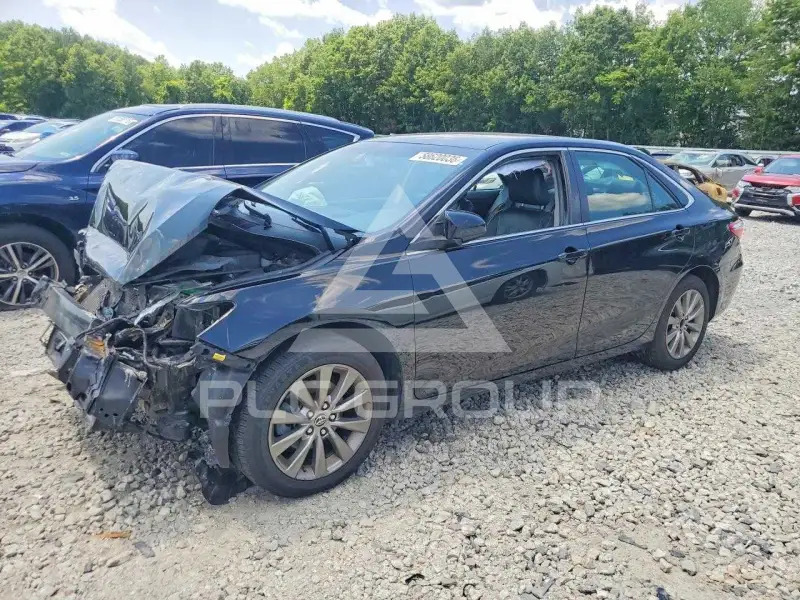 2015 Toyota CAMRY фото