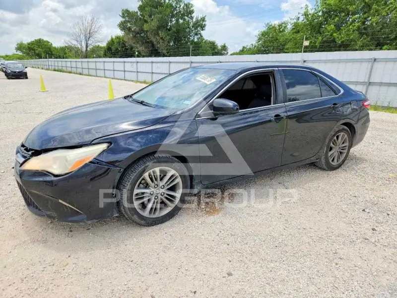 2015 Toyota CAMRY фото