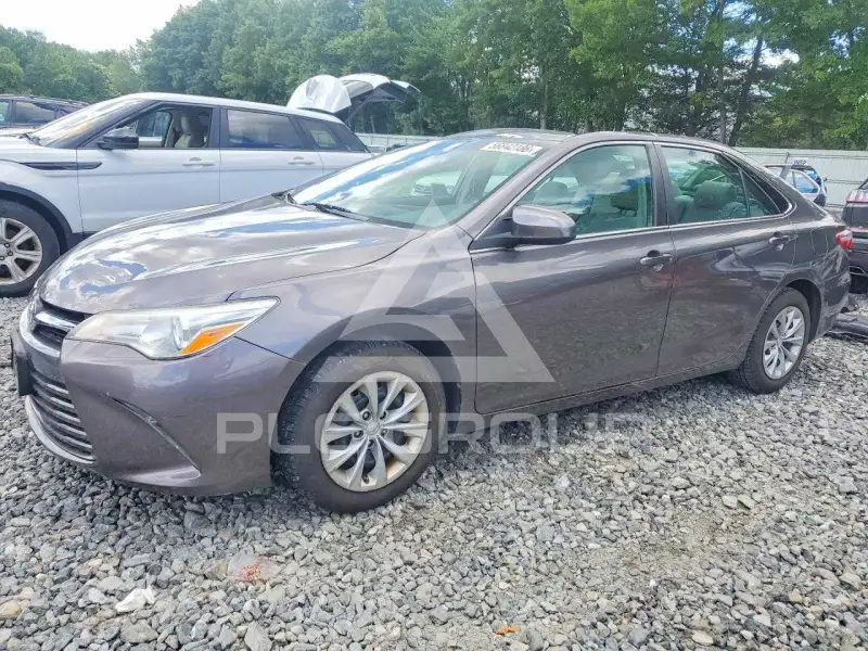 2015 Toyota CAMRY фото