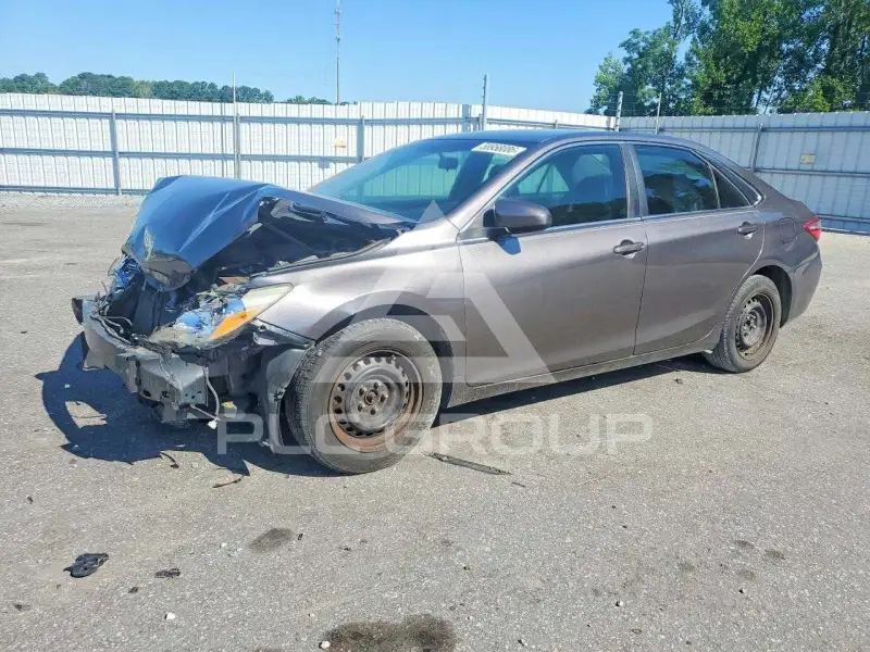 2015 Toyota CAMRY фото