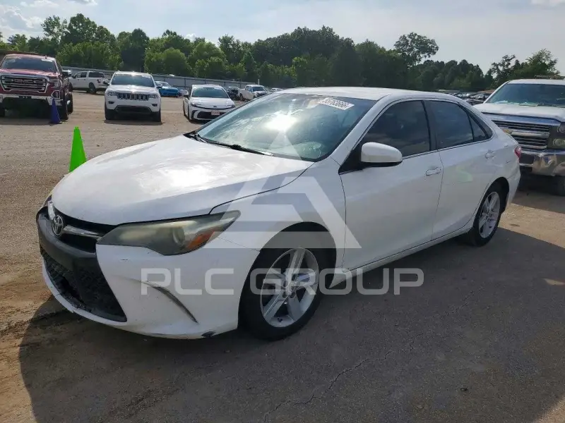 2015 Toyota CAMRY фото