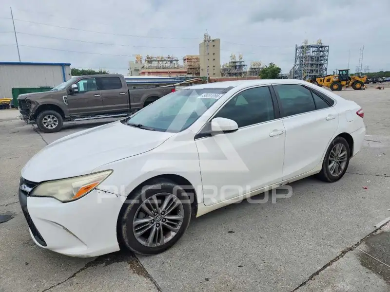 2015 Toyota CAMRY фото