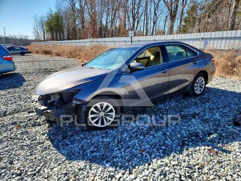 2015 Toyota CAMRY фото