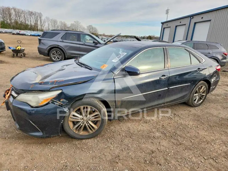 2015 Toyota CAMRY photo