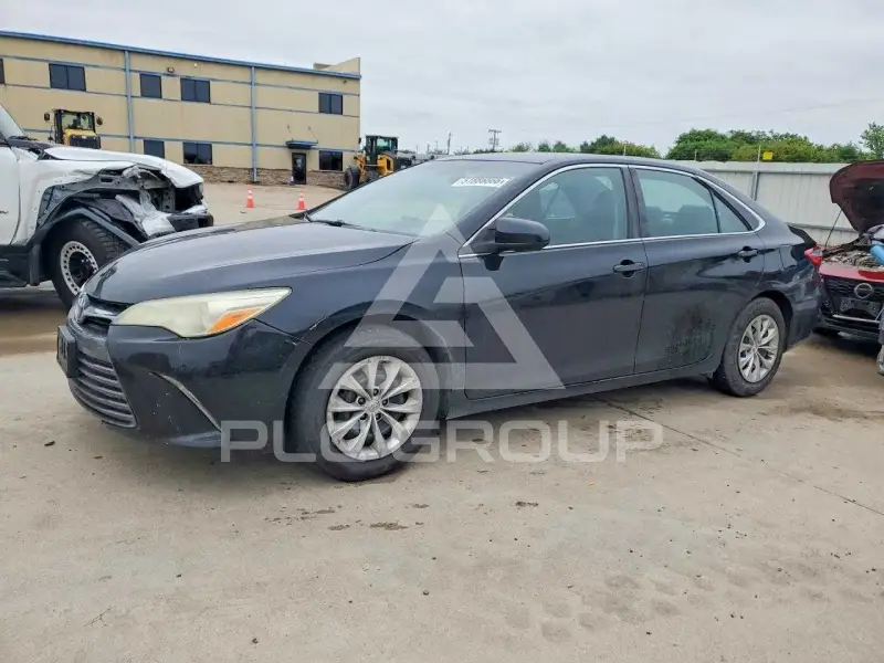 2015 Toyota CAMRY фото