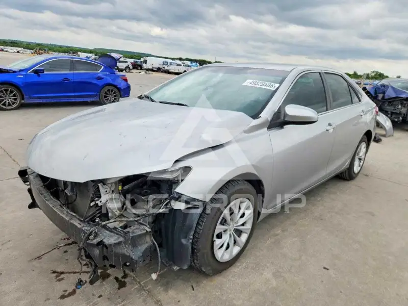 2015 Toyota CAMRY фото
