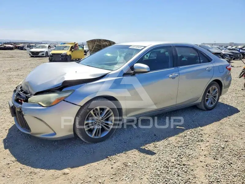 2015 Toyota CAMRY фото