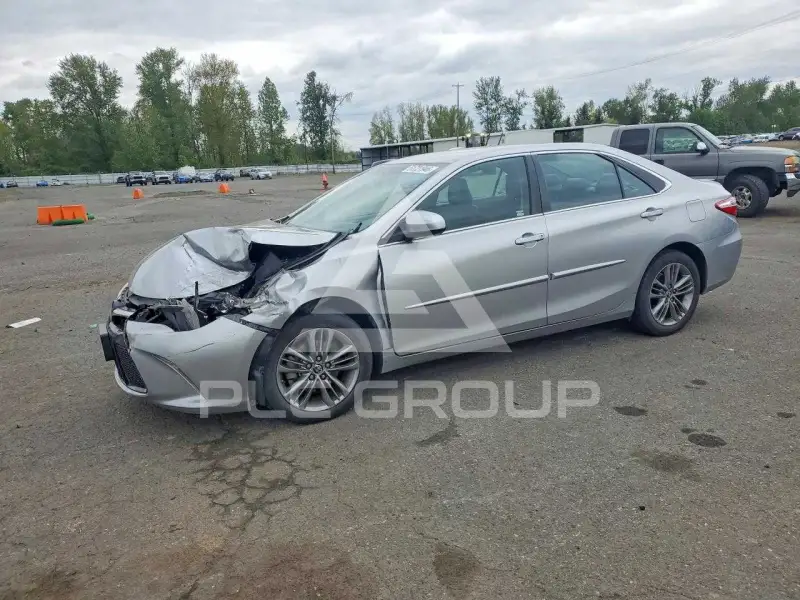 2015 Toyota CAMRY фото