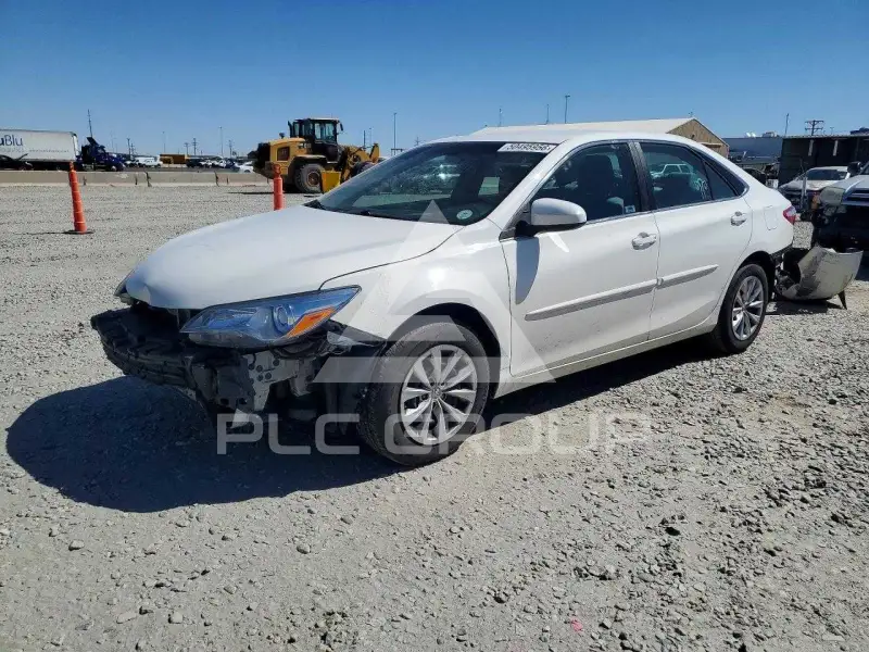 2015 Toyota CAMRY photo