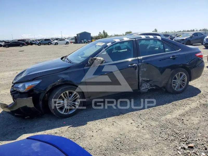 2015 Toyota CAMRY фото