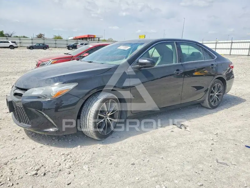 2015 Toyota CAMRY фото