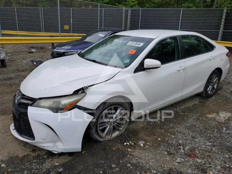 2015 Toyota CAMRY фото