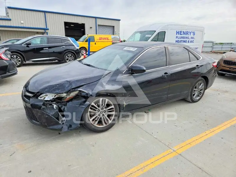 2015 Toyota CAMRY фото