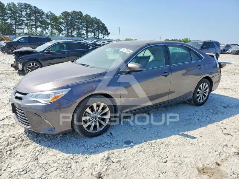 2015 Toyota CAMRY фото