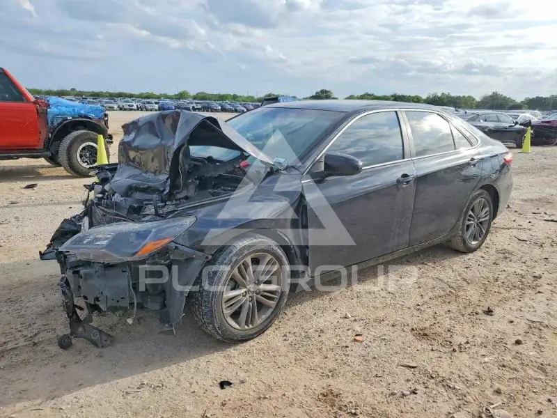 2015 Toyota CAMRY фото