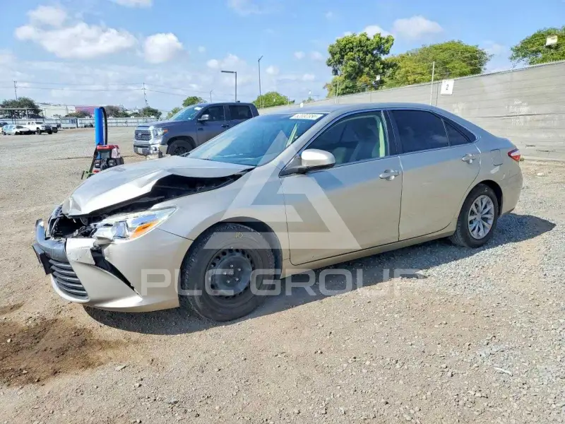 2015 Toyota CAMRY фото