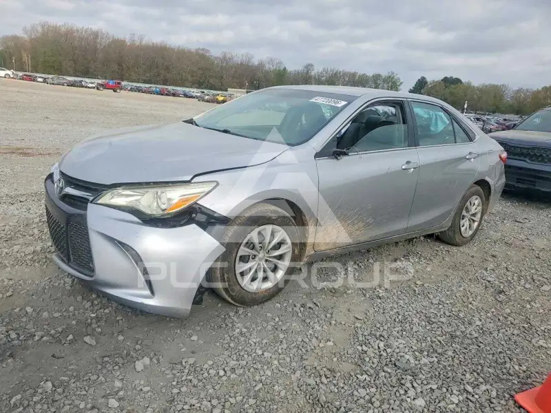 2015 Toyota CAMRY фото