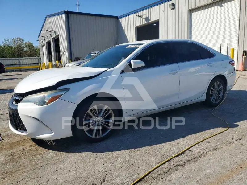 2015 Toyota CAMRY фото