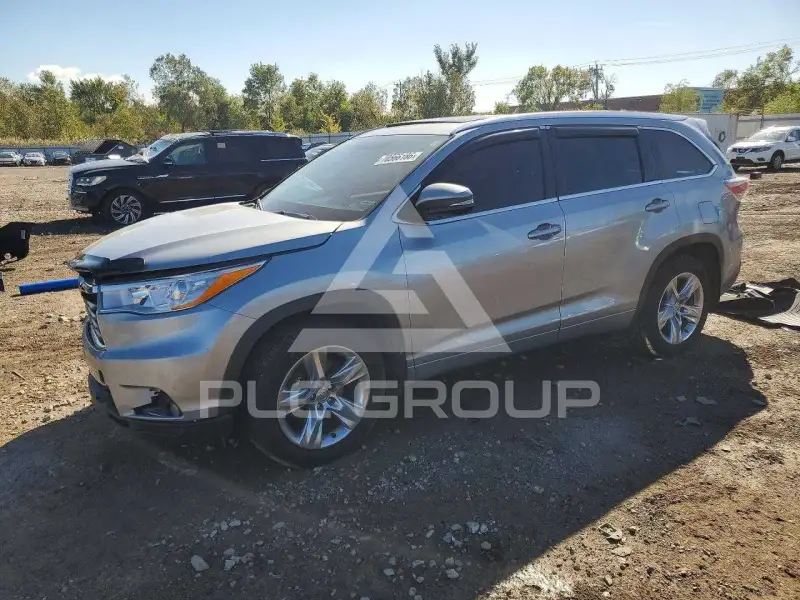 2015 Toyota Highlander photo