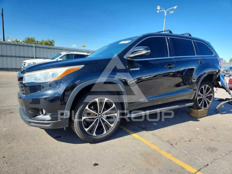 2015 Toyota Highlander фото