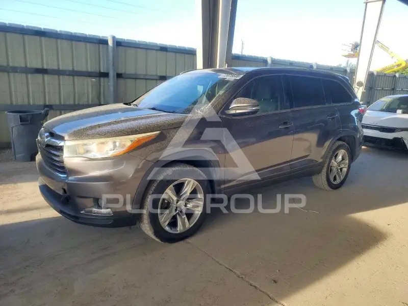 2015 Toyota Highlander фото