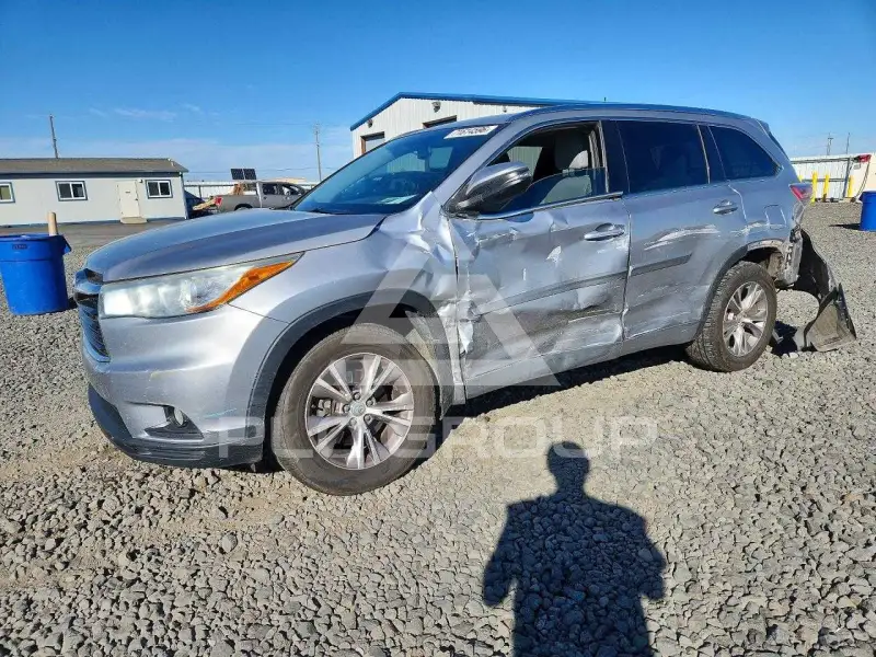2015 Toyota Highlander фото