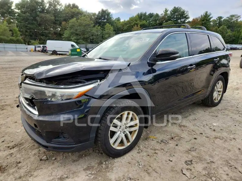 2015 Toyota Highlander photo