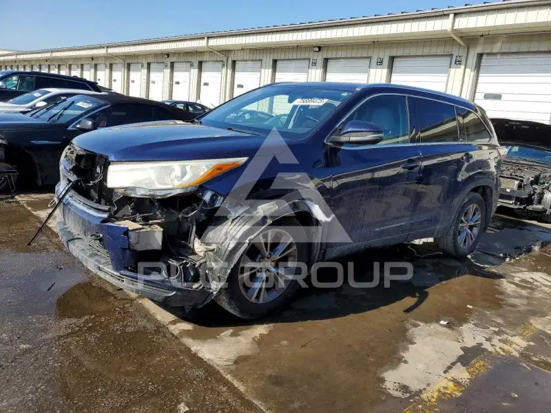 2015 Toyota Highlander фото