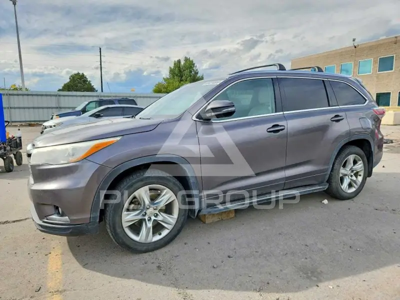 2015 Toyota Highlander photo