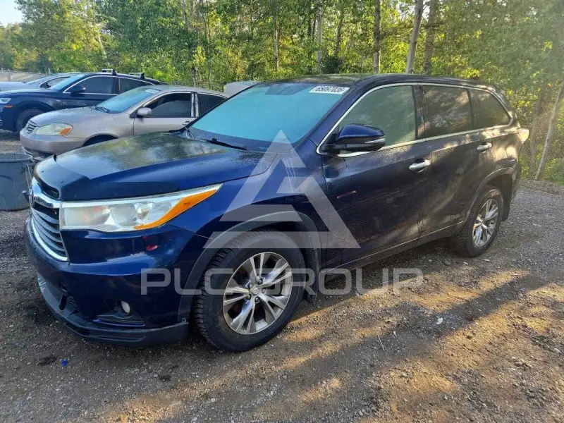 2015 Toyota Highlander фото