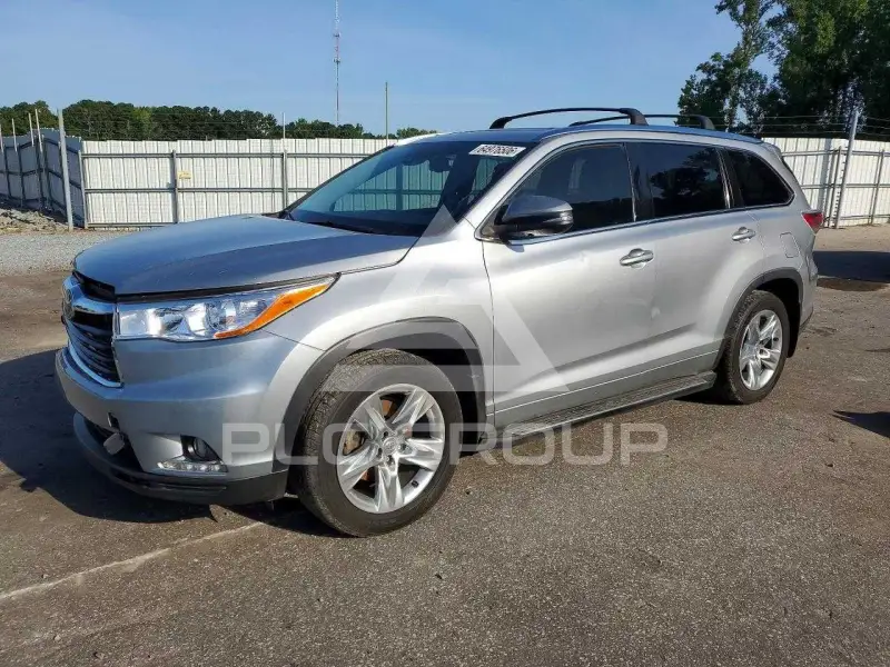 2015 Toyota Highlander фото