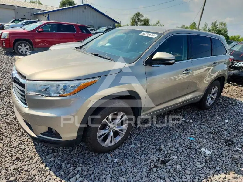 2015 Toyota Highlander фото