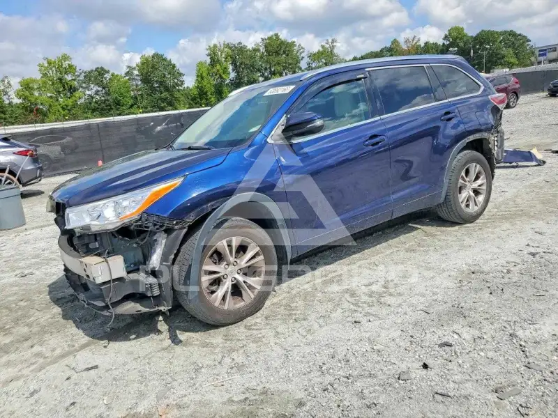 2015 Toyota Highlander фото