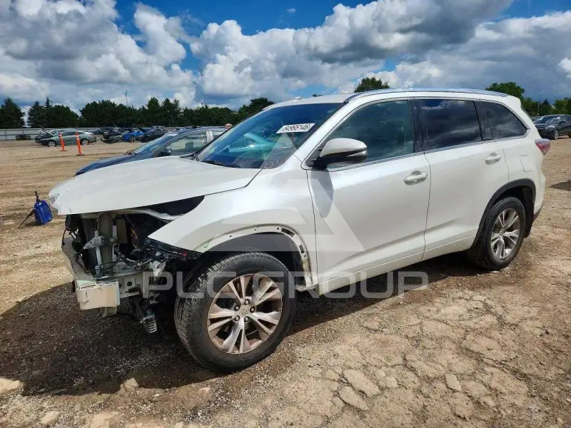 2015 Toyota Highlander фото
