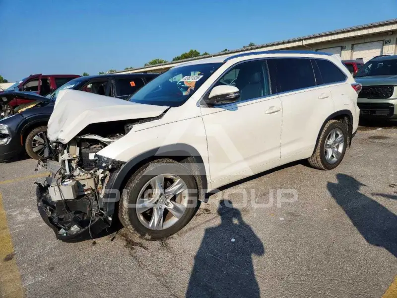 2015 Toyota Highlander фото