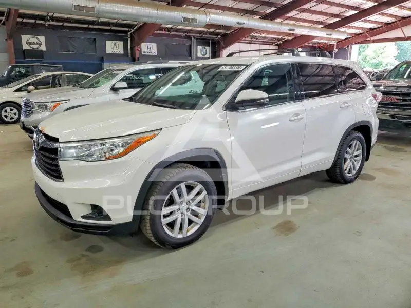 2015 Toyota Highlander фото