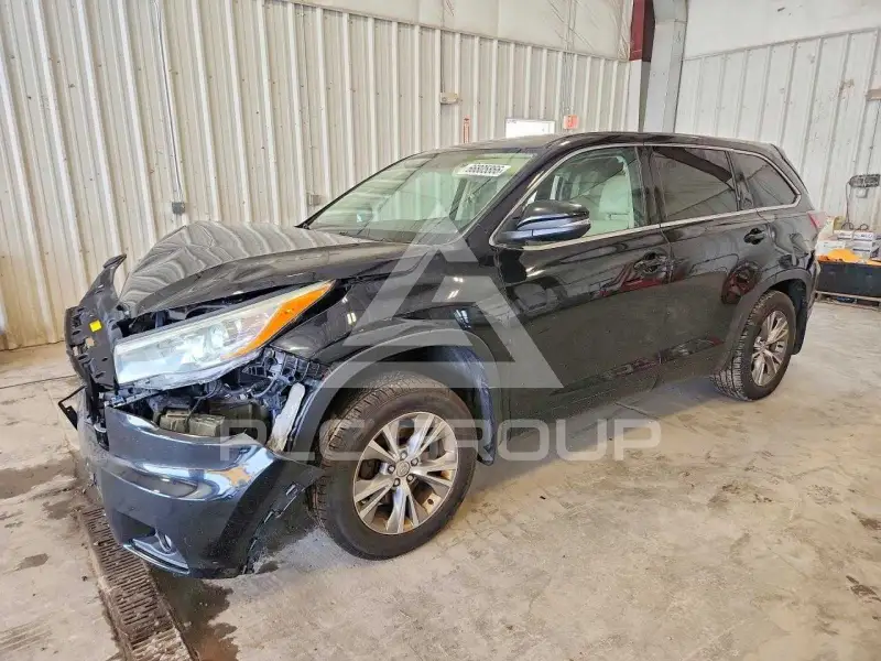 2015 Toyota Highlander фото