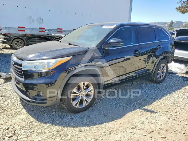 2015 Toyota Highlander фото