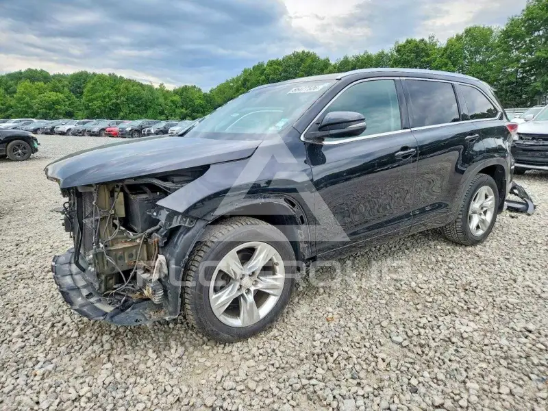 2015 Toyota Highlander photo